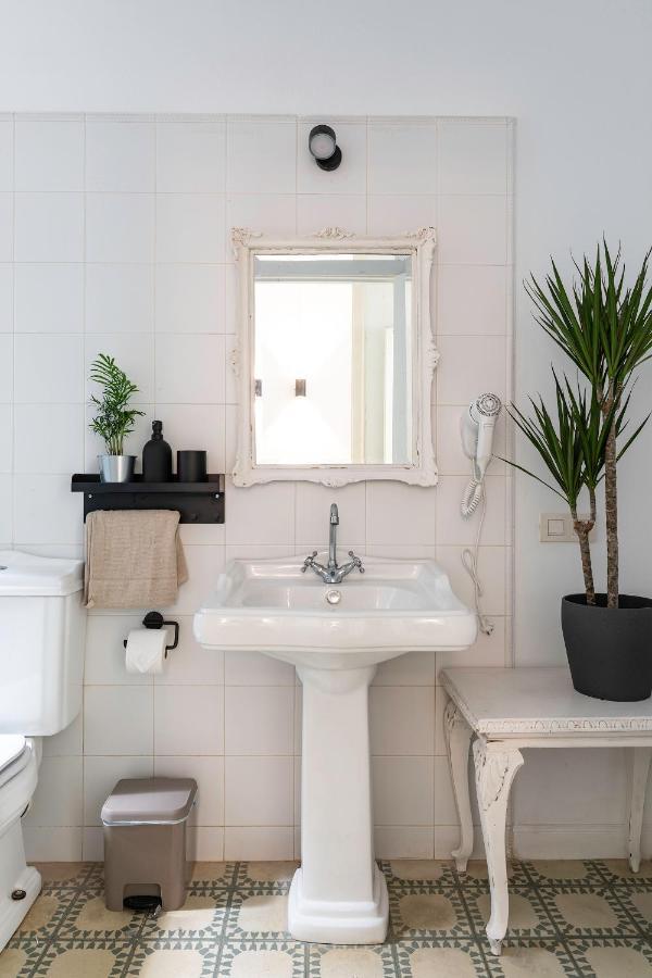 Hostel B-Garden Bcn Barcelona Zewnętrze zdjęcie