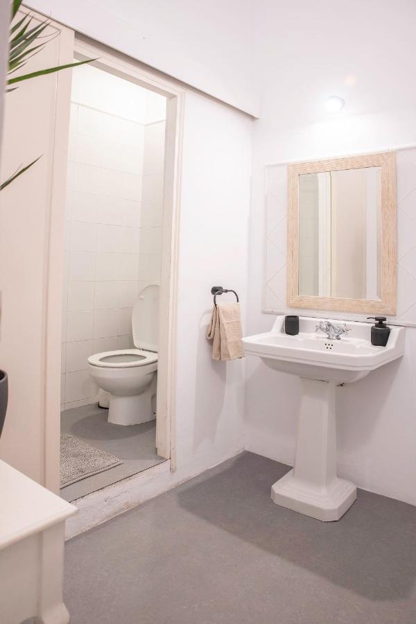 Hostel B-Garden Bcn Barcelona Zewnętrze zdjęcie