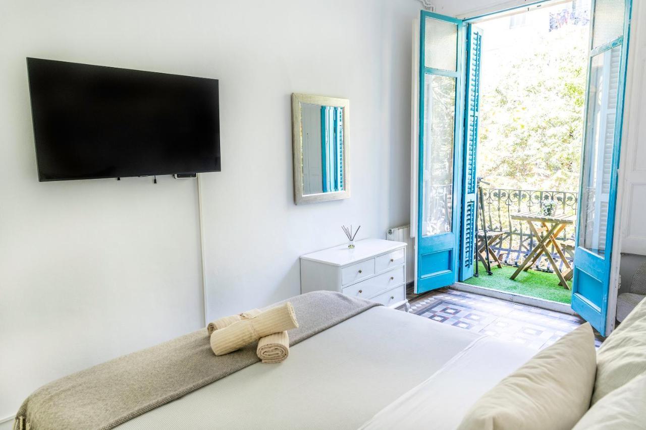 Hostel B-Garden Bcn Barcelona Zewnętrze zdjęcie