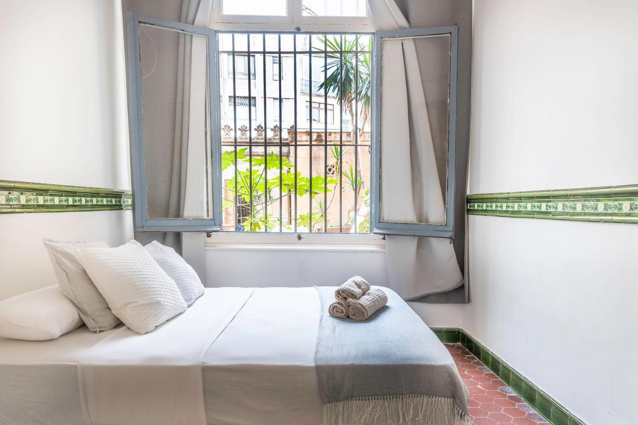 Hostel B-Garden Bcn Barcelona Zewnętrze zdjęcie