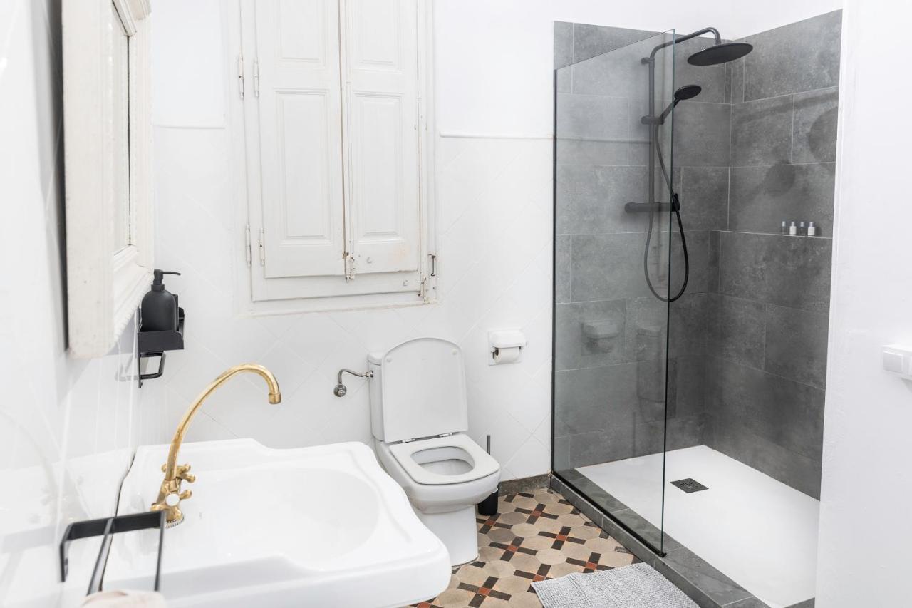 Hostel B-Garden Bcn Barcelona Zewnętrze zdjęcie