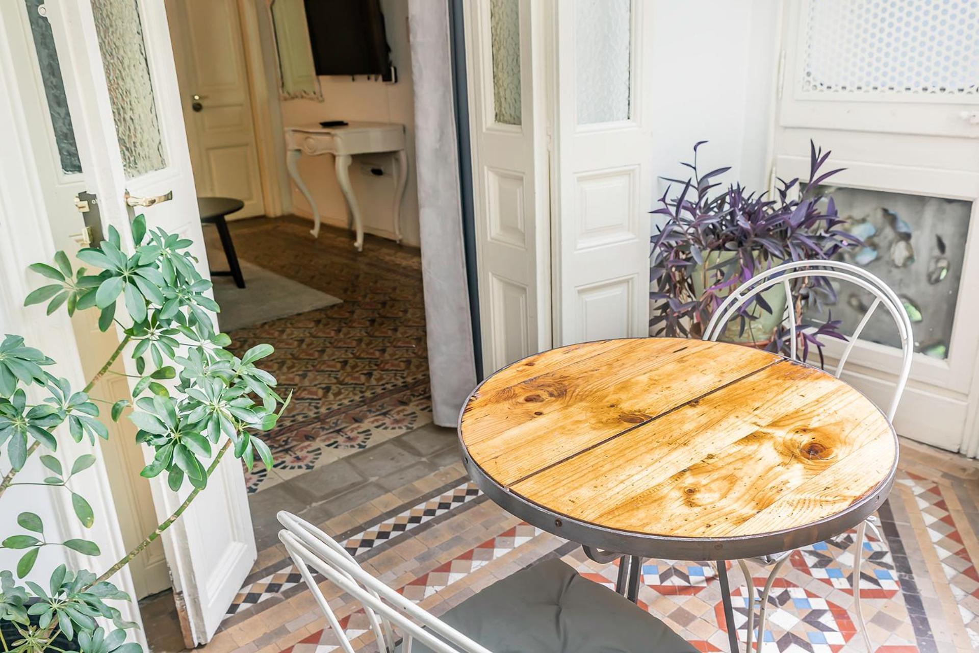 Hostel B-Garden Bcn Barcelona Zewnętrze zdjęcie